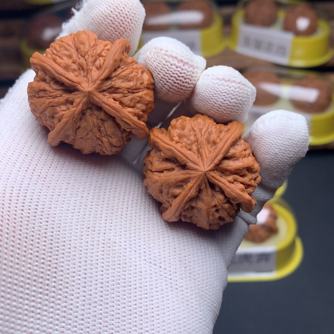 文玩核桃吊坠C***.雨花石四棱