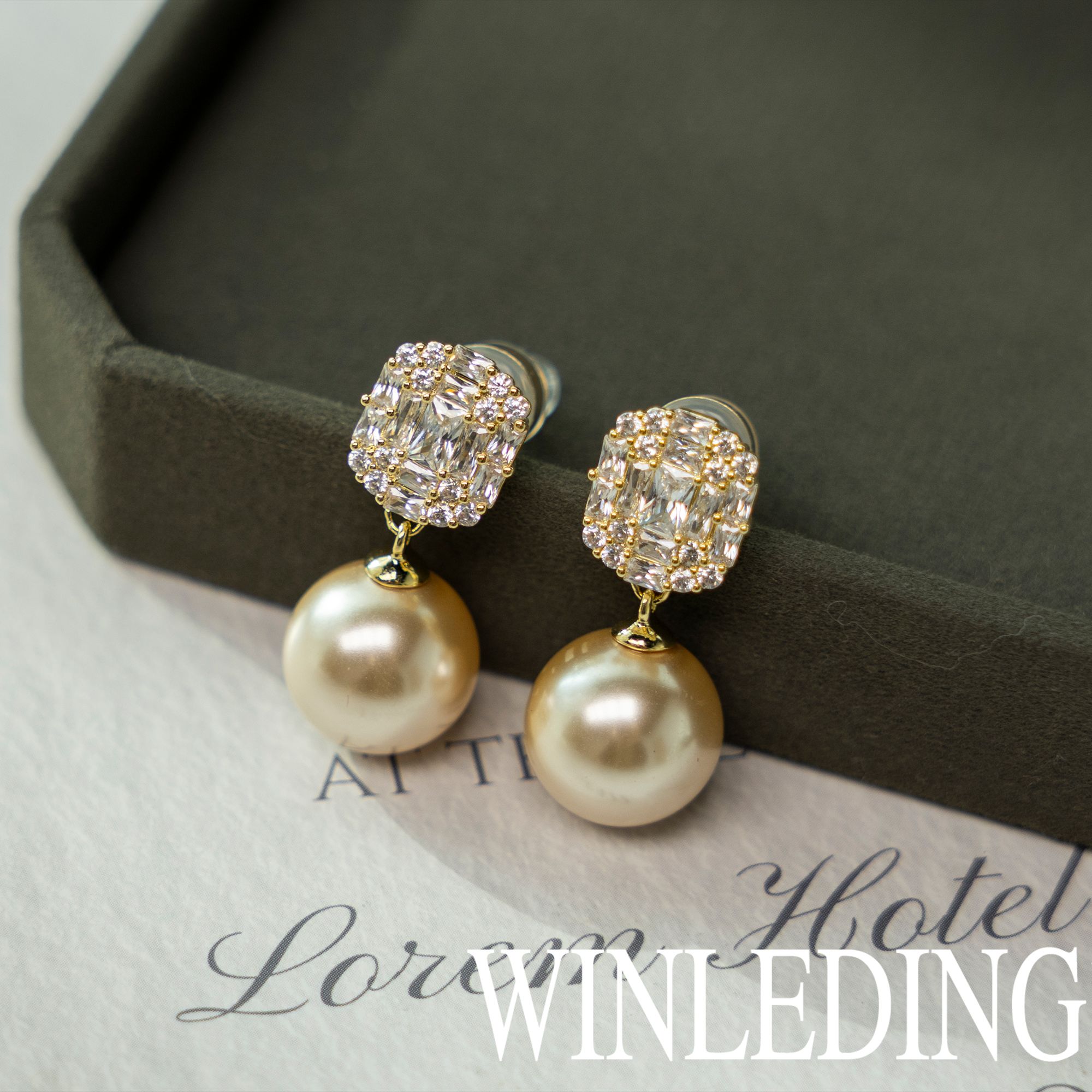 非金属仿水晶耳饰 温澜服饰·雅 珍珠镶钻耳饰20308