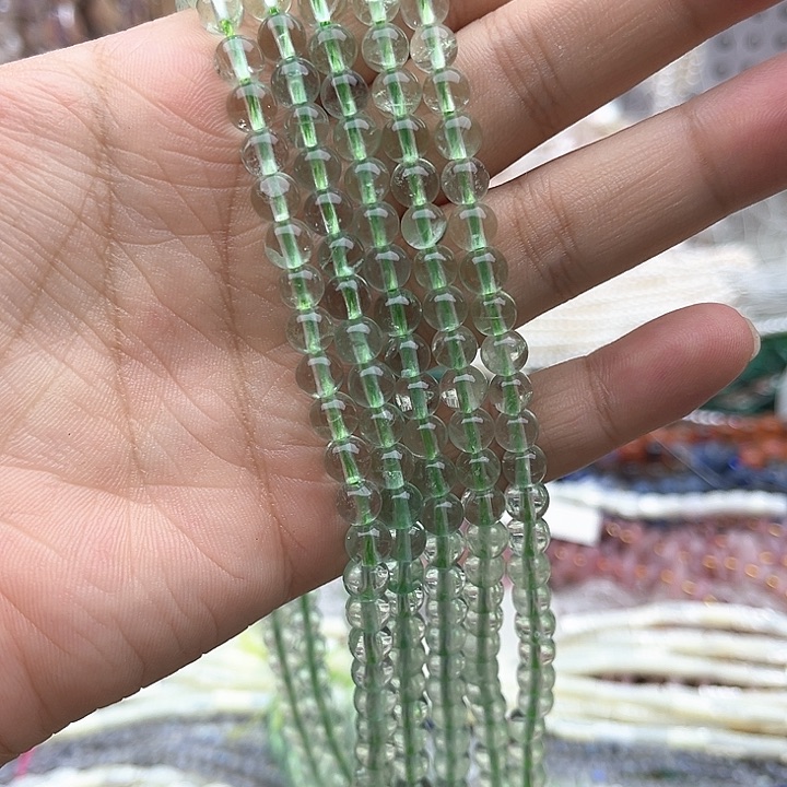 未镶嵌玛瑙/玉髓珠宝半成品一条6mm左右绿萤石