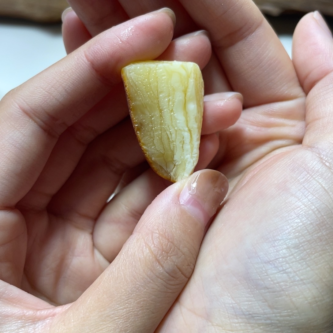 定制琥珀天然琥珀