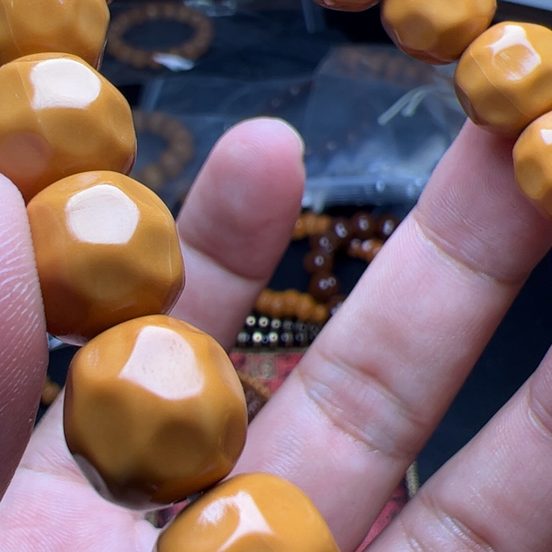 把件猴头核桃哦卡罗拉