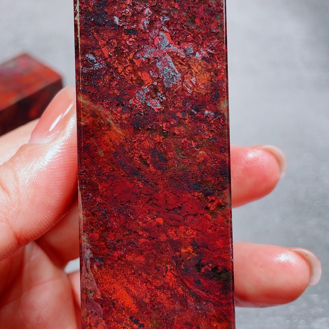 玉桂林鸡血玉印章镇尺8