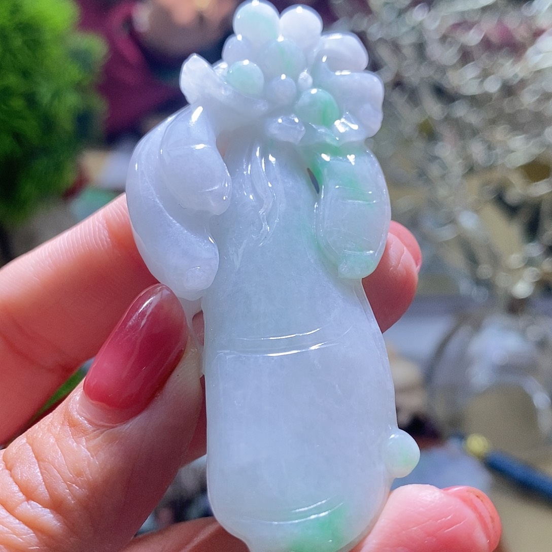 【闪购商品】翡翠未镶嵌颈饰瓜