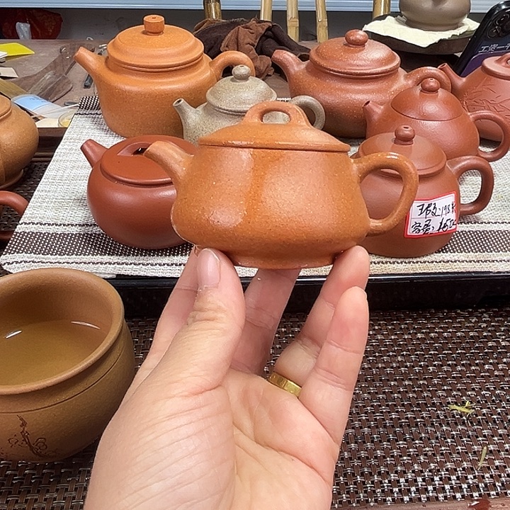 紫砂茶壶饮瓢110冷金黄