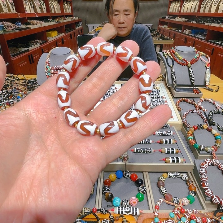 未镶嵌玛瑙/玉髓珠宝奇石