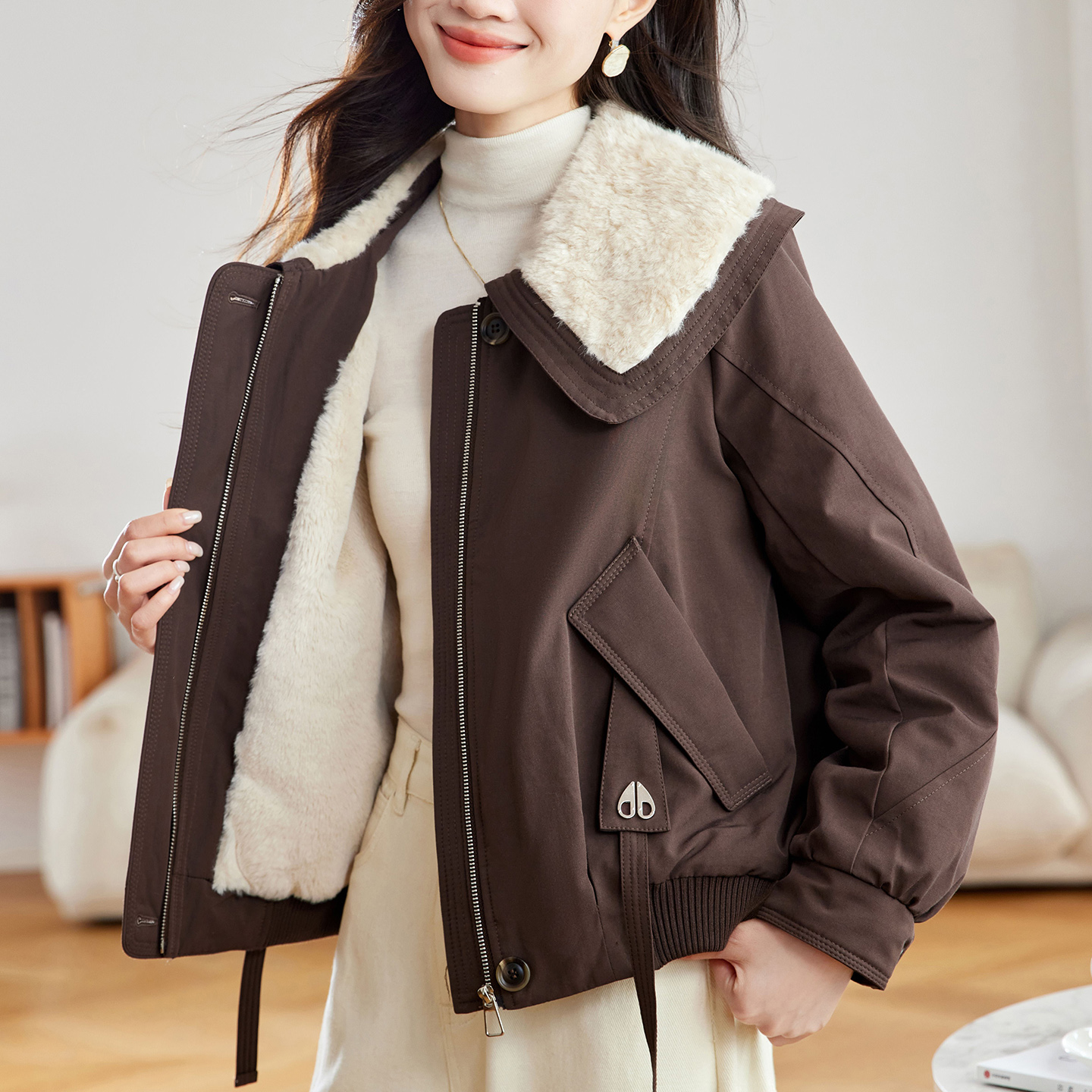 休闲厚款大翻领显瘦女款短款加绒派克服冬季韩版女士外套秋冬棉服