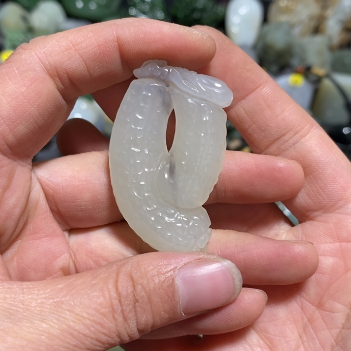 和田玉未镶嵌挂件