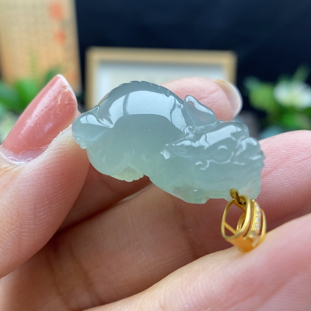 翡翠未镶嵌颈饰吊坠48