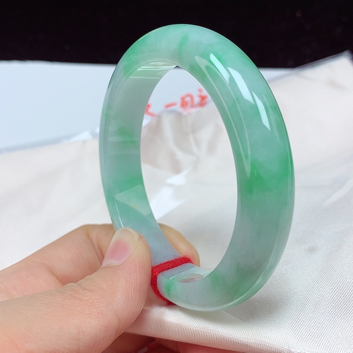 未镶嵌手镯翡翠53圈