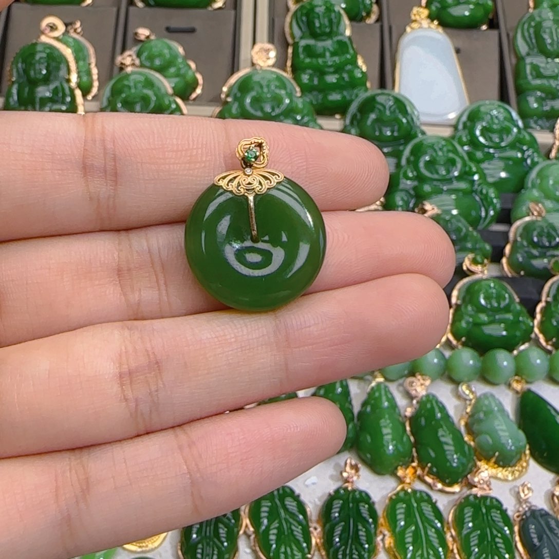 和田玉（碧玉）18K金镶嵌颈饰