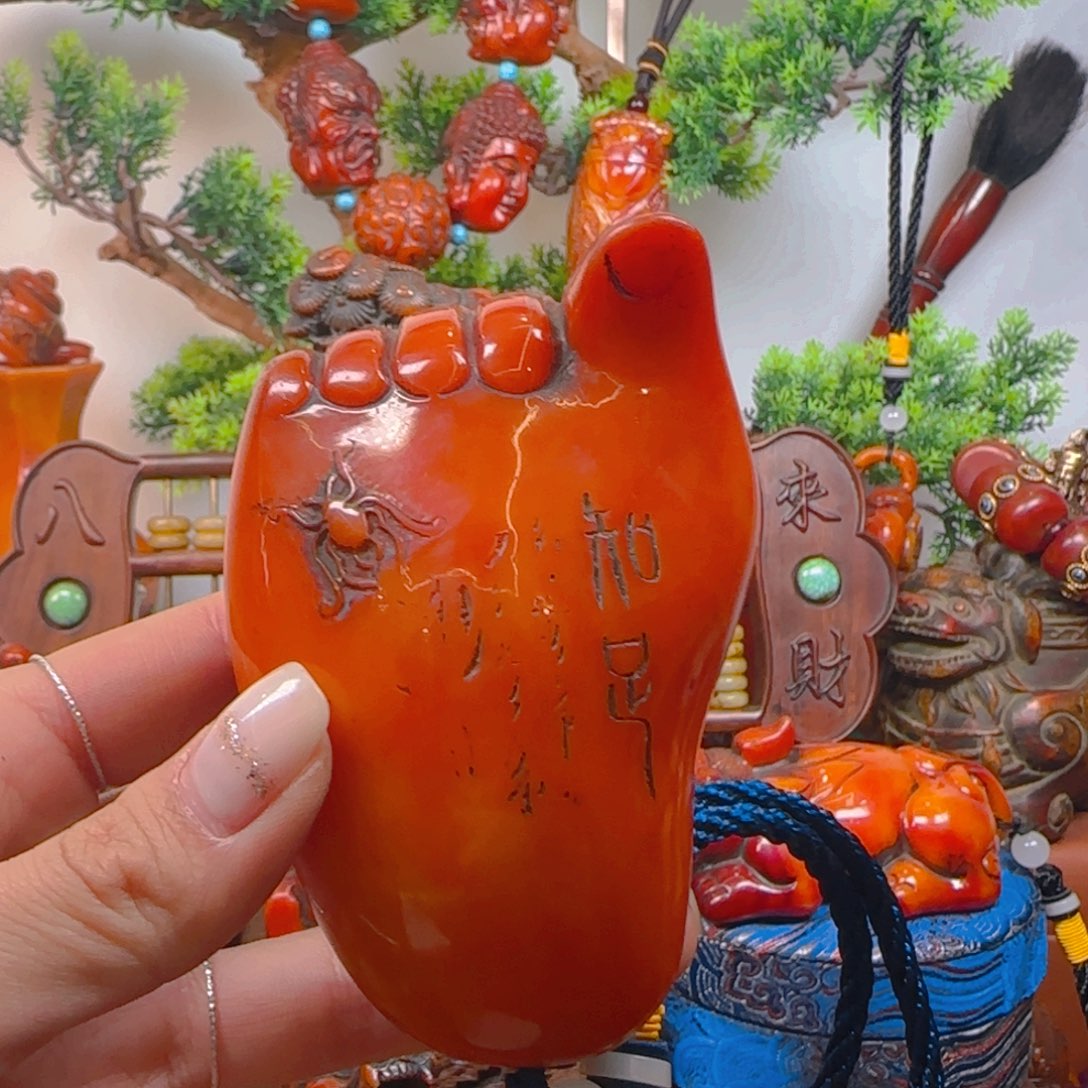 琥珀裸石未镶嵌手把