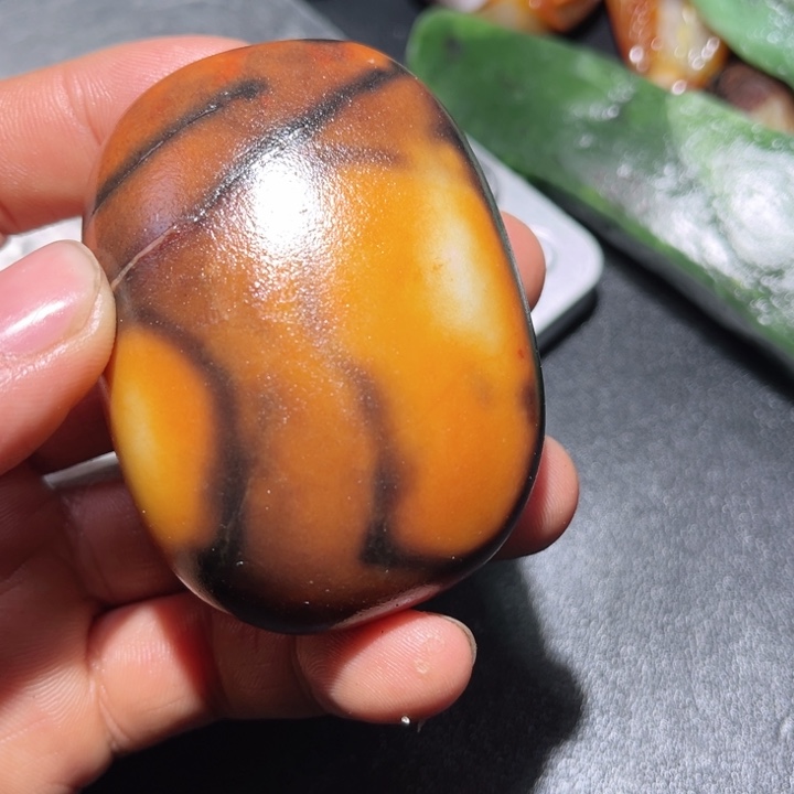 和田玉未镶嵌珠宝奇石