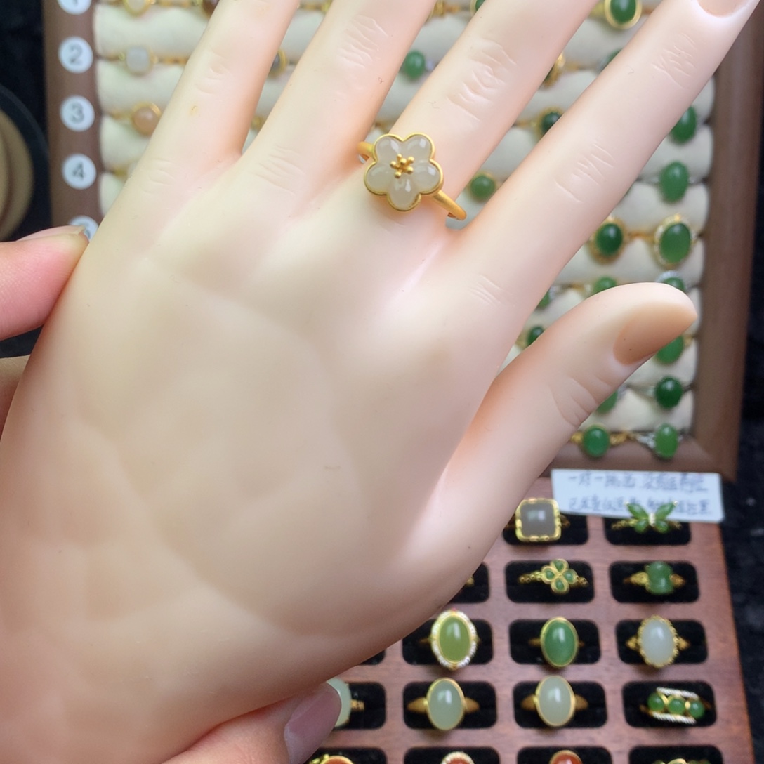 和田玉银S925镶嵌戒指