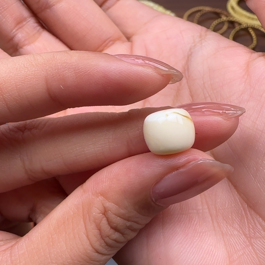 琥珀未镶嵌珠宝奇石9.7mm