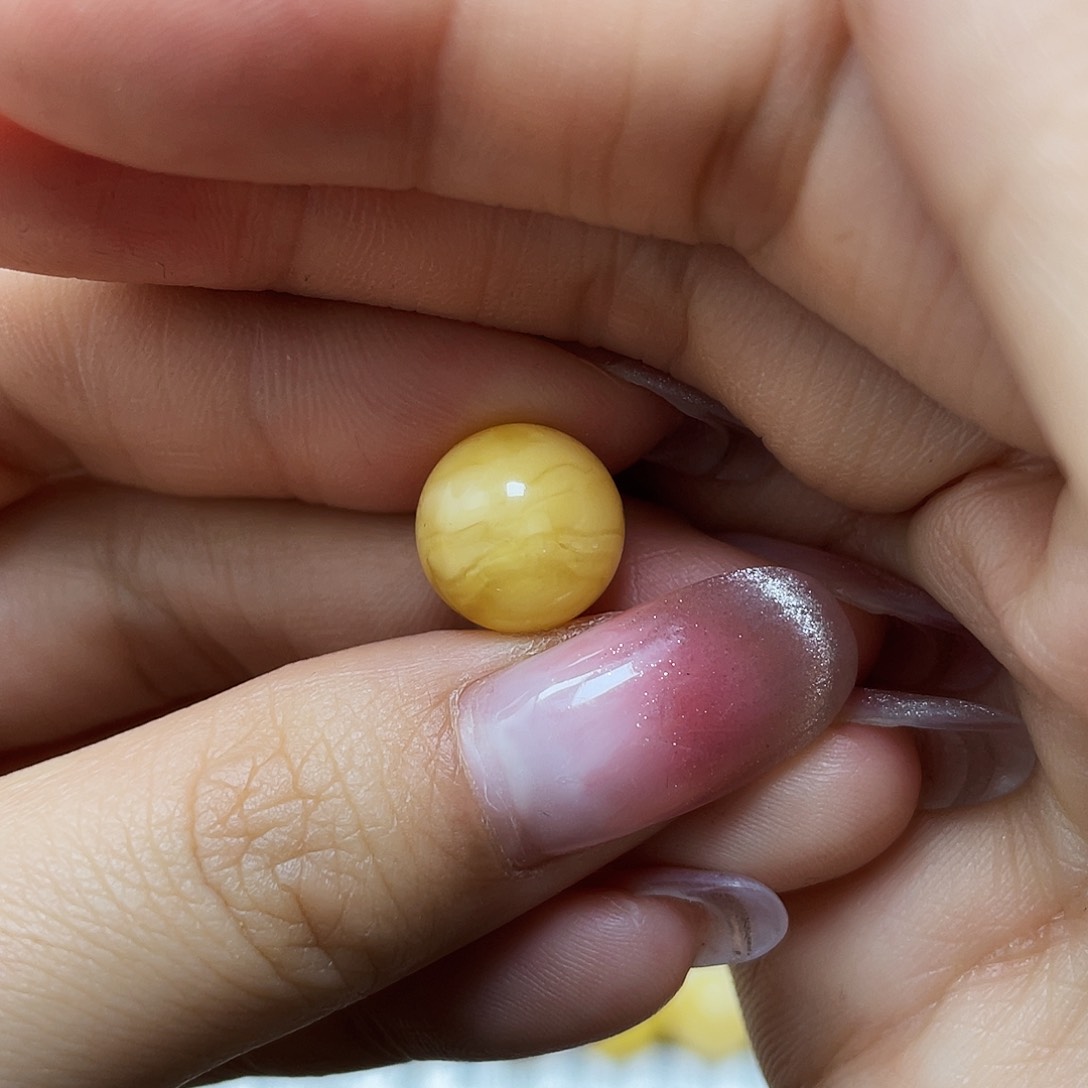 蜜蜡裸石未镶嵌圆珠11.6mm福利