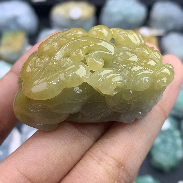 翡翠未镶嵌颈饰天然缅甸翡翠