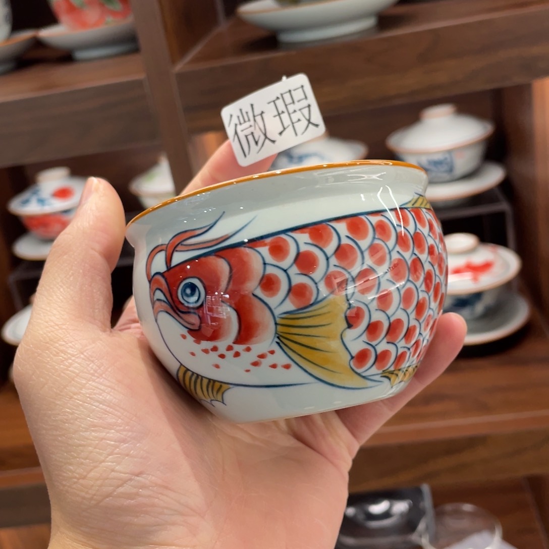 釉下手绘茶具微瑕