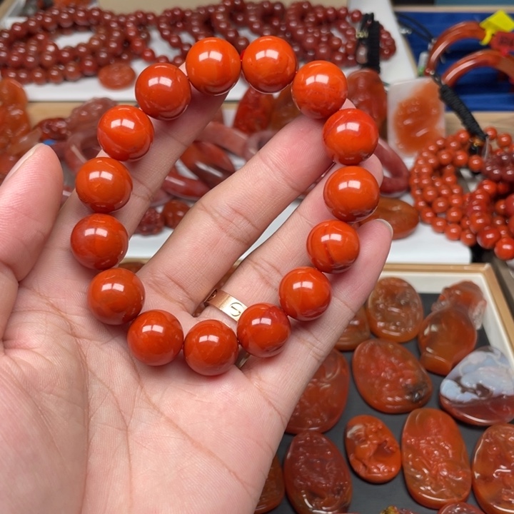 南红玛瑙未镶嵌手链