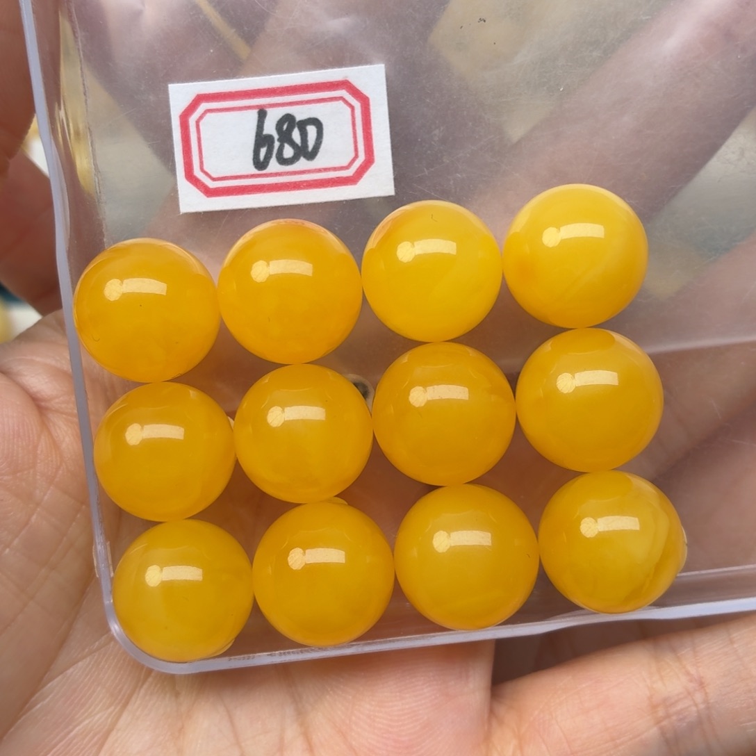 M***6蜜蜡未镶嵌裸石14+蜜蜡
