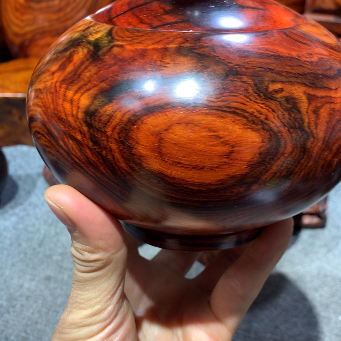 G***福木大红酸枝茶叶罐一个