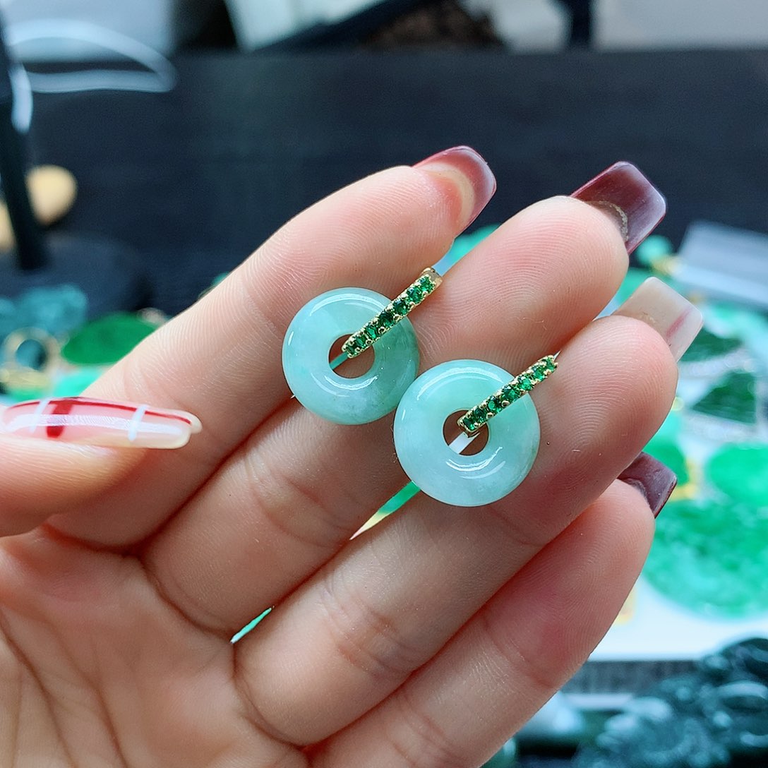 【闪购商品】翡翠耳饰未镶嵌，
