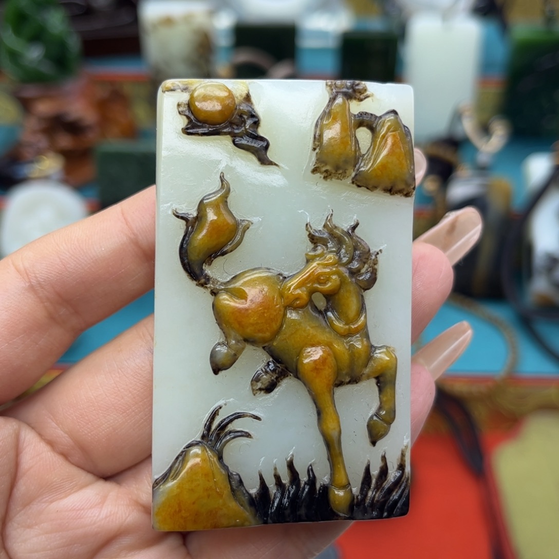 和田玉未镶嵌挂件