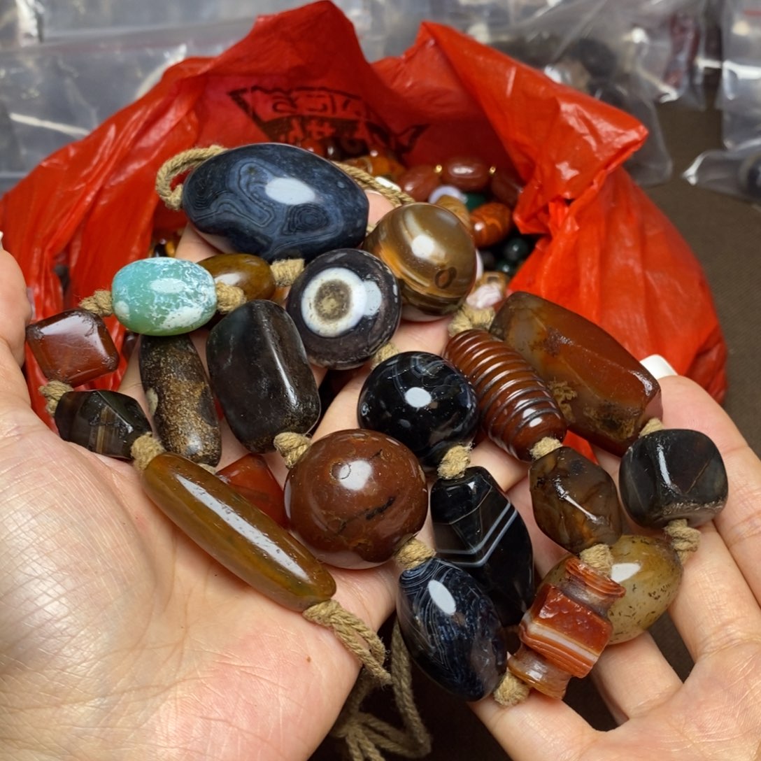 玛瑙/玉髓颈饰未镶嵌