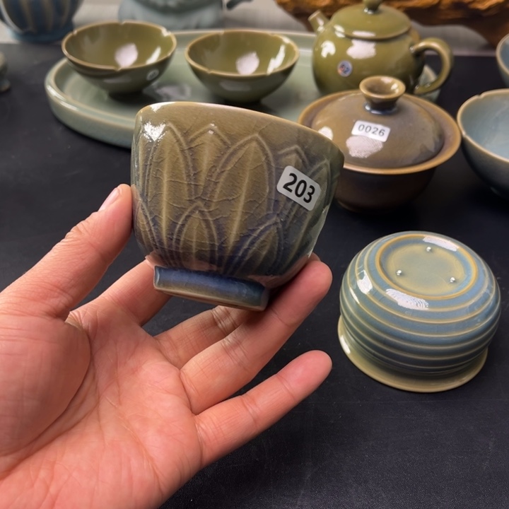 摆件汝瓷原矿微瑕莲花杯