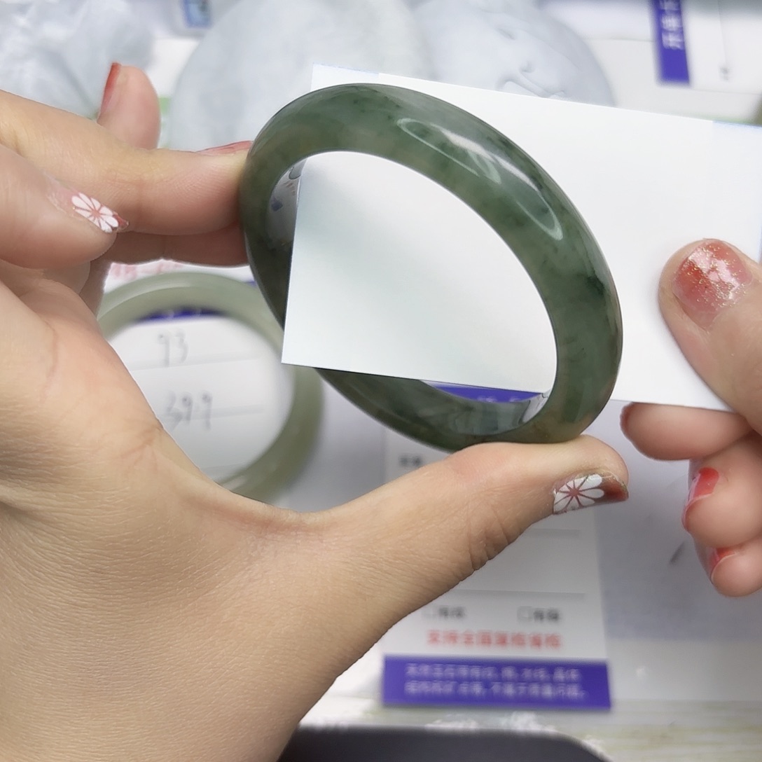 石英质玉未镶嵌手镯94/5657