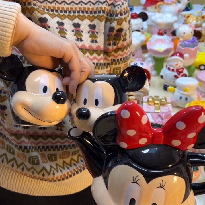 摆件陶瓷等行业的产品出口到世界