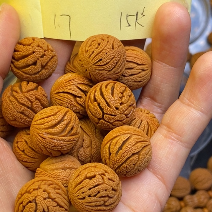 吊坠桃核秦岭龙纹17尺寸