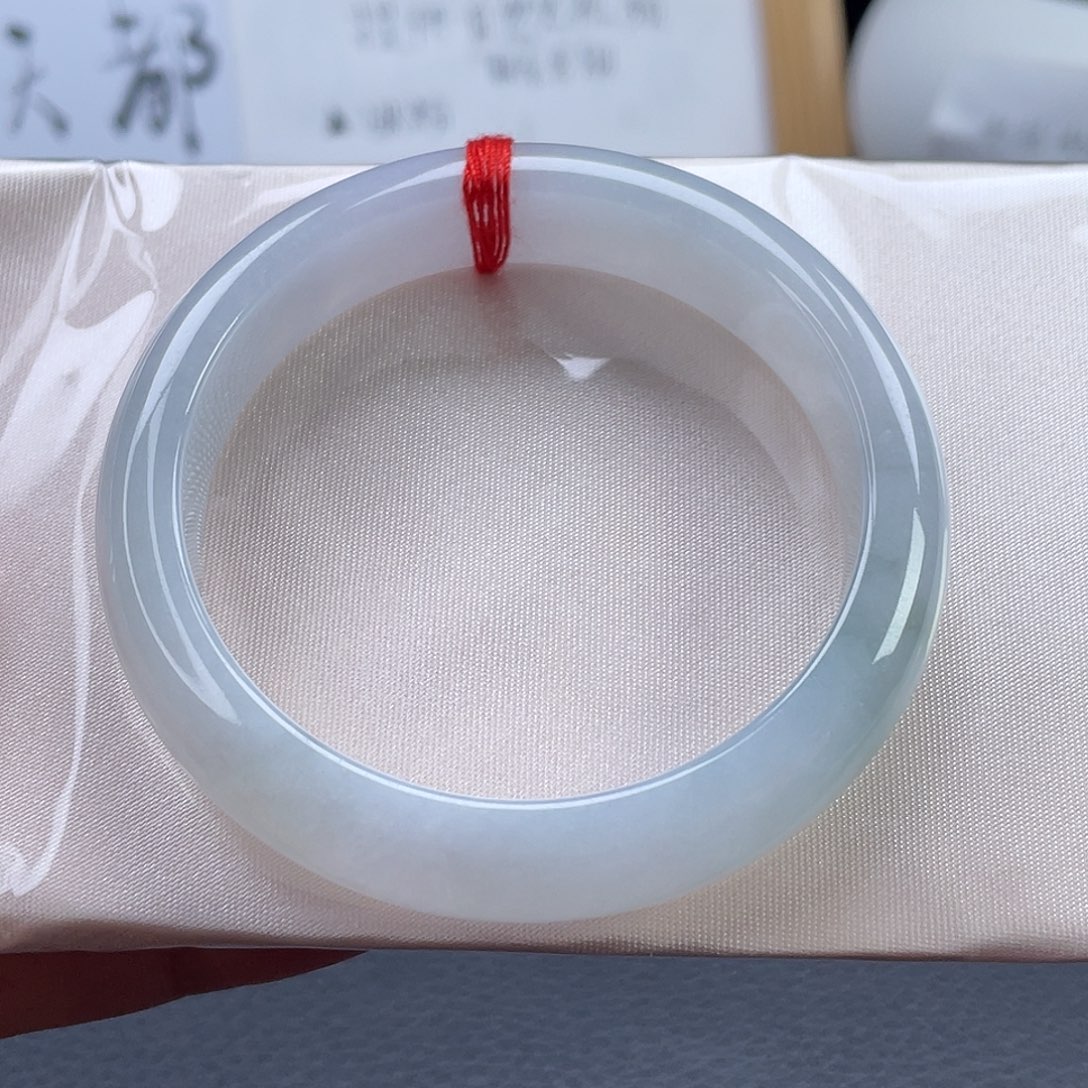 翡翠未镶嵌手镯正圈15