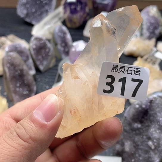 未镶嵌大型摆件（非配饰）水晶