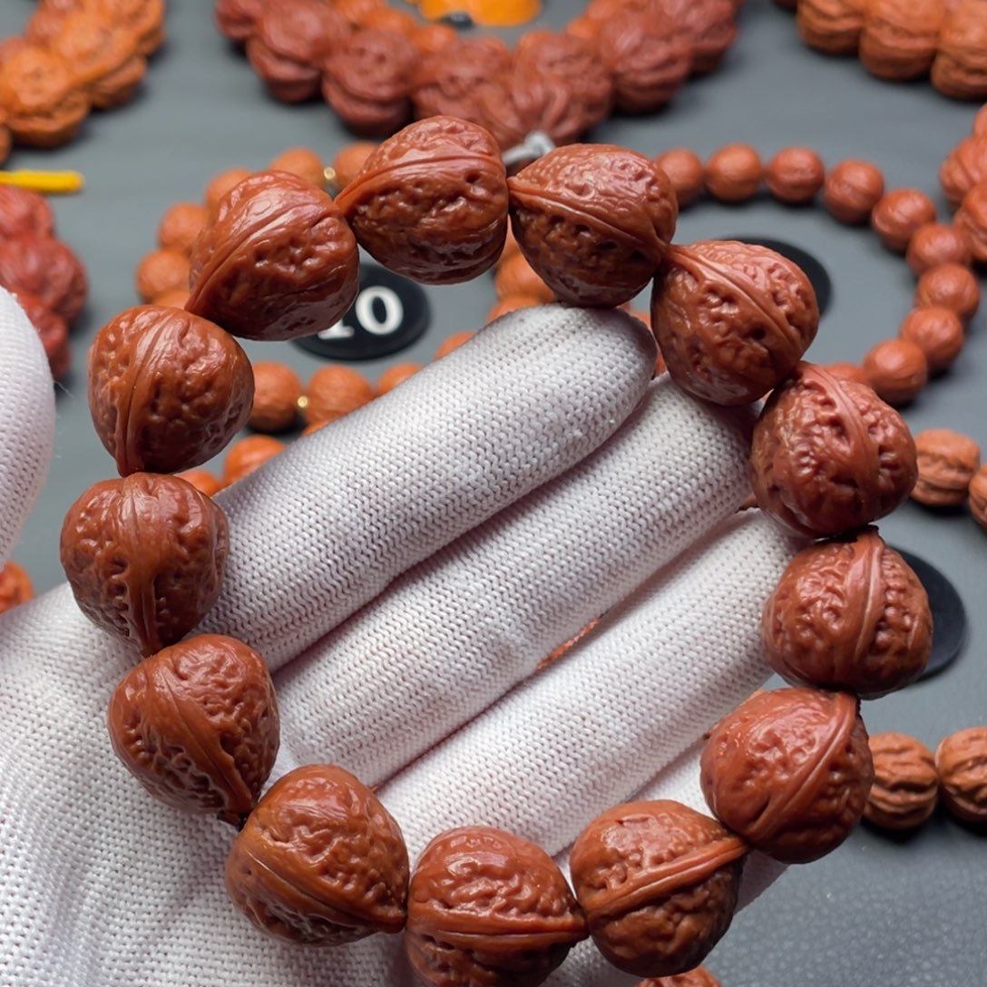 文玩核桃手串野生核桃桃心型秋子手串
