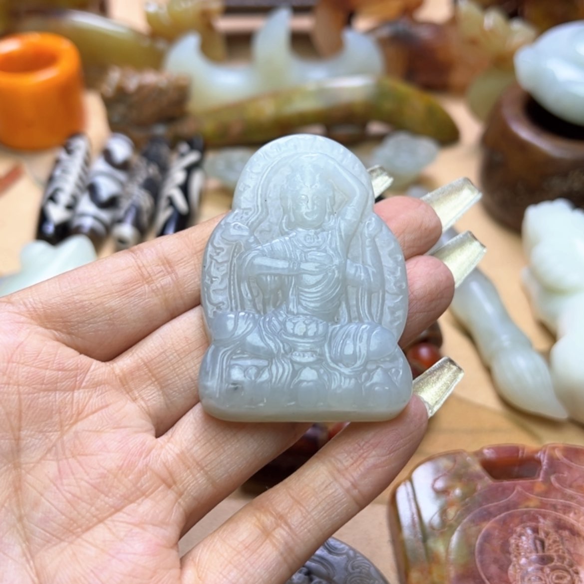 【闪购商品】蛇纹石玉颈饰未镶嵌