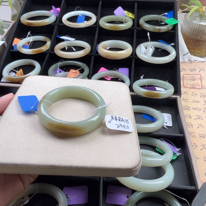 未镶嵌手镯和田玉玲珑美镯53.2