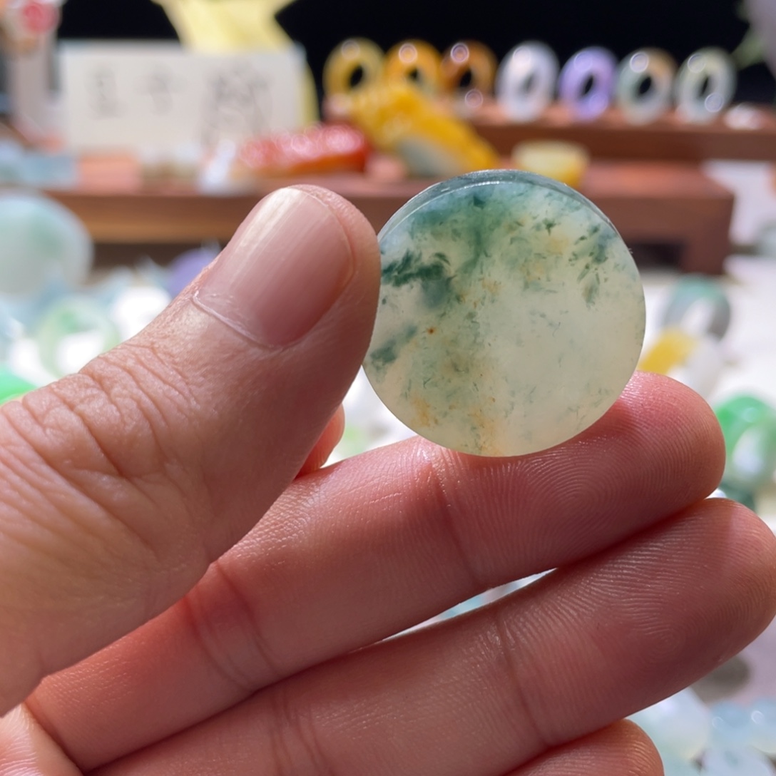 P***e定制翡翠未镶嵌翡翠