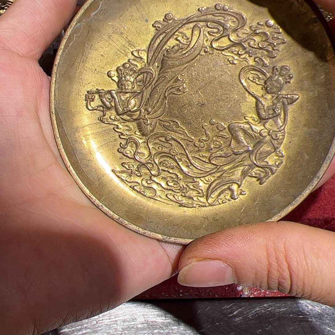 微瑕疵黄铜摆件工艺品
