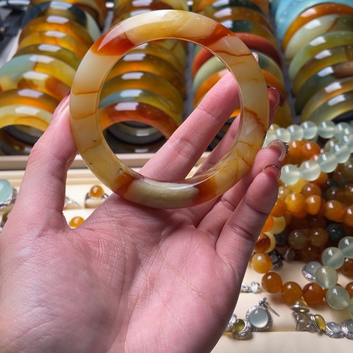 蛇纹石玉手镯未镶嵌58.5