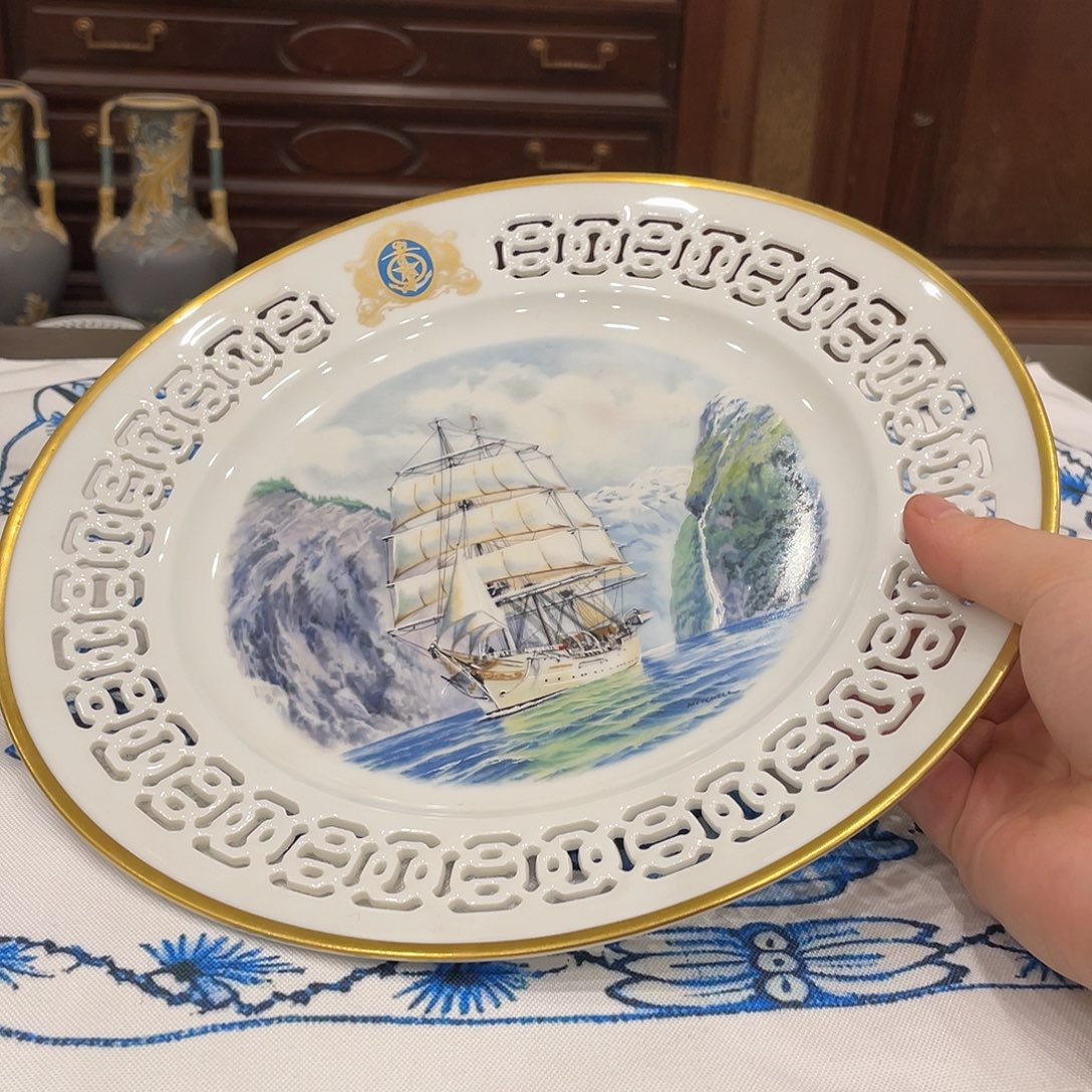 摆件中古一等纪念款