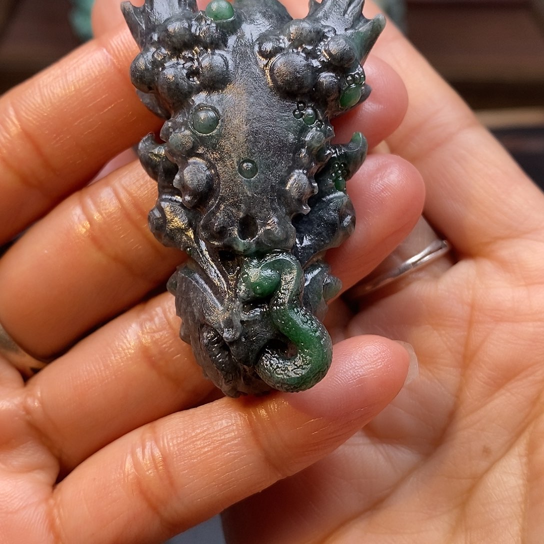 騳***定制翡翠未镶嵌毛货抛光