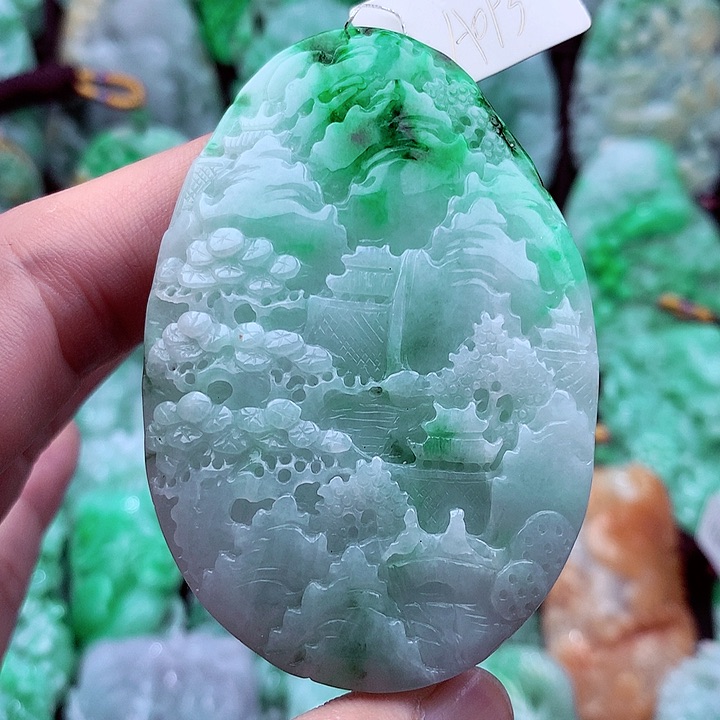 翡翠吊坠(不含链)未镶嵌