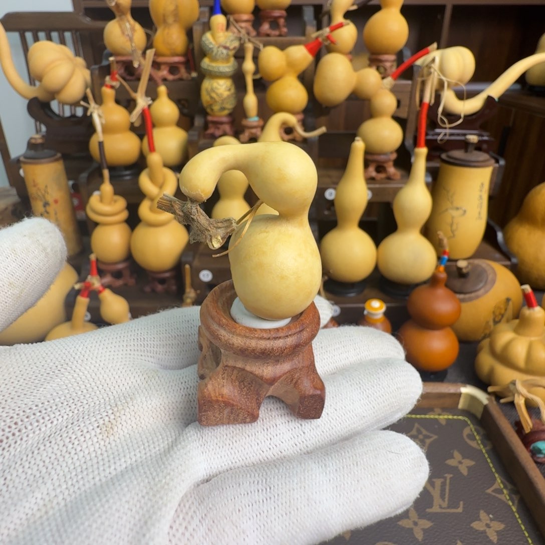 牛***?发发发发发发发发发发