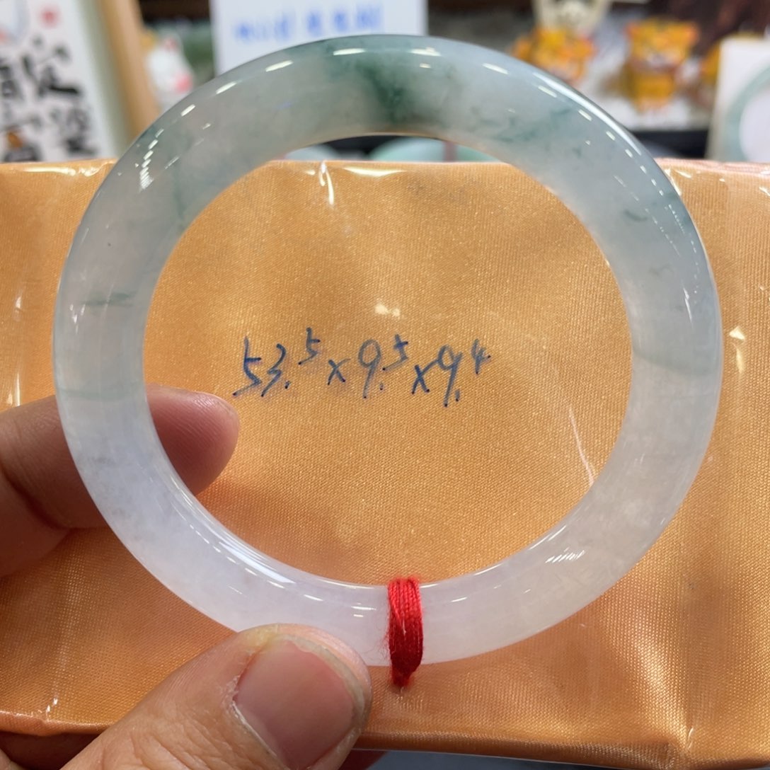 翡翠手镯未镶嵌53.5圆条