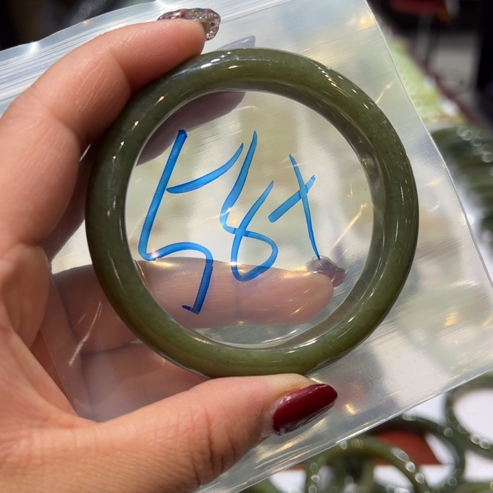 和田玉（糖玉）手镯未镶嵌