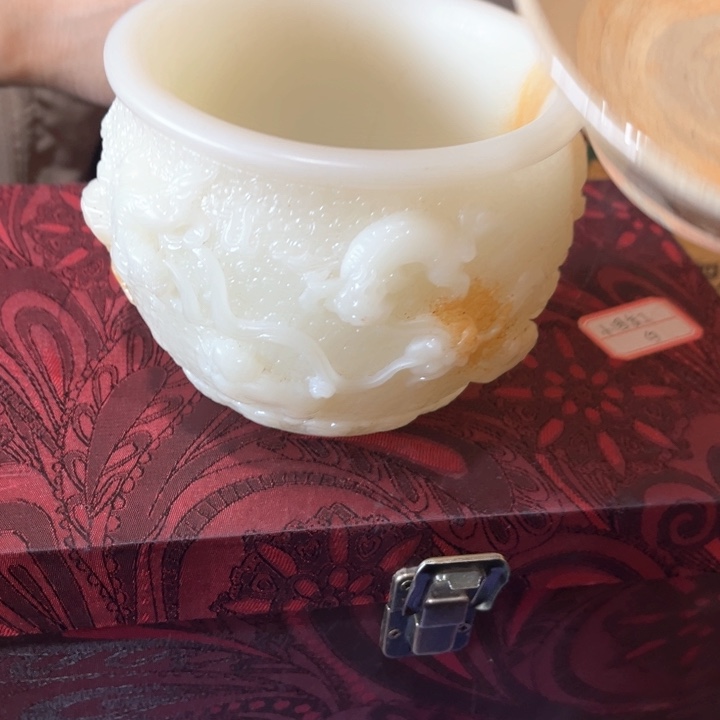 瓷片不过我们在学校里面看到