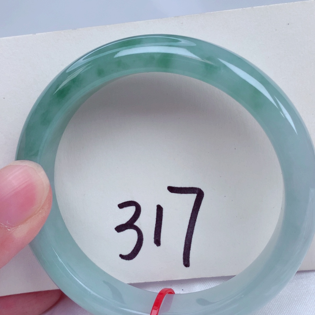 翡翠未镶嵌手镯翡翠