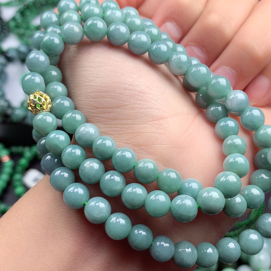 翡翠颈饰未镶嵌项链