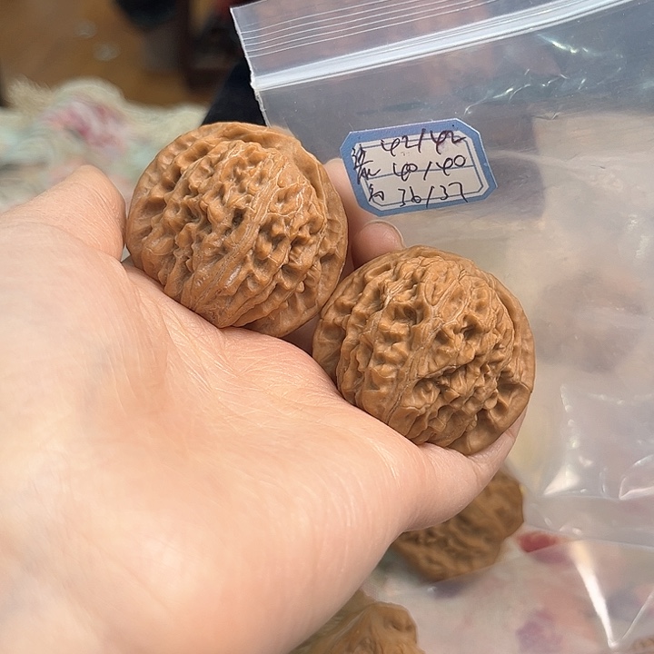 文玩核桃把件一代楼