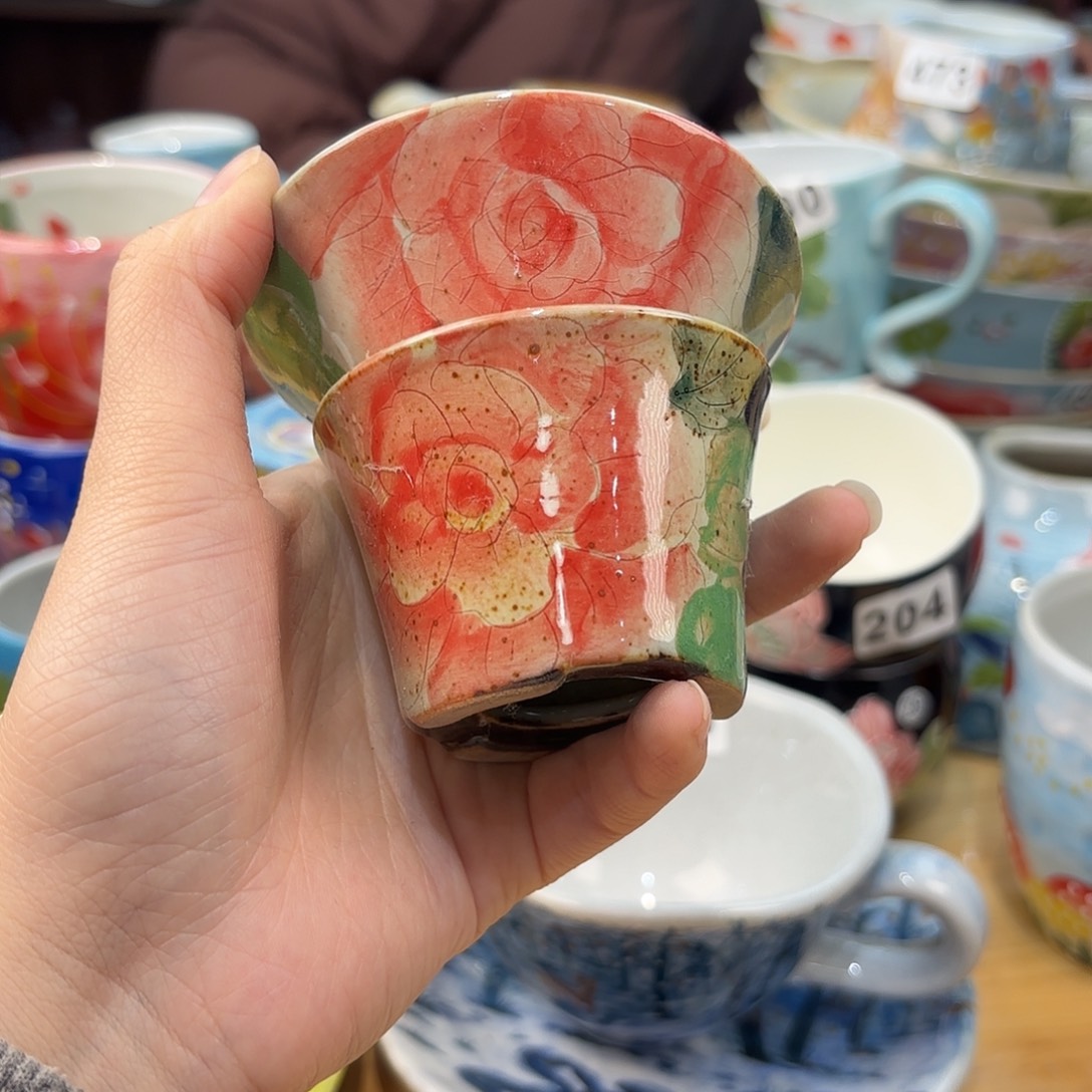 瓷片兔兔盖茨。兔兔好